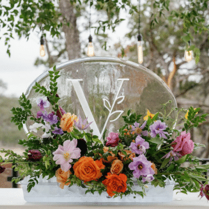 Classic Oval Ice Sculpture