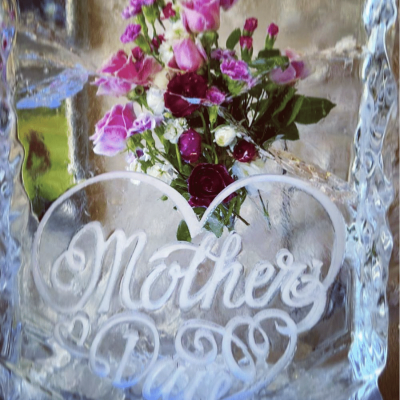 floral-infused-ice-sculptures-full-spectrum-ice-sculptures-austin-event-decor-www.fullspectrumice.com--04-18 at 1.23.04 PM