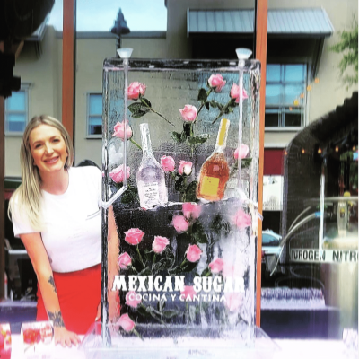 floral-infused-ice-sculptures-full-spectrum-ice-sculptures-austin-event-decor-www.fullspectrumice.com--04-18 at 1.23.27 PM