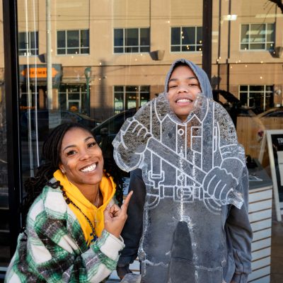 loop-ice-carnival-full-spectrum-ice-sculptures-www.fullspectrumice.com- 20250125-FO4A3325