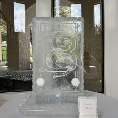 wedding monogram golf sculpture